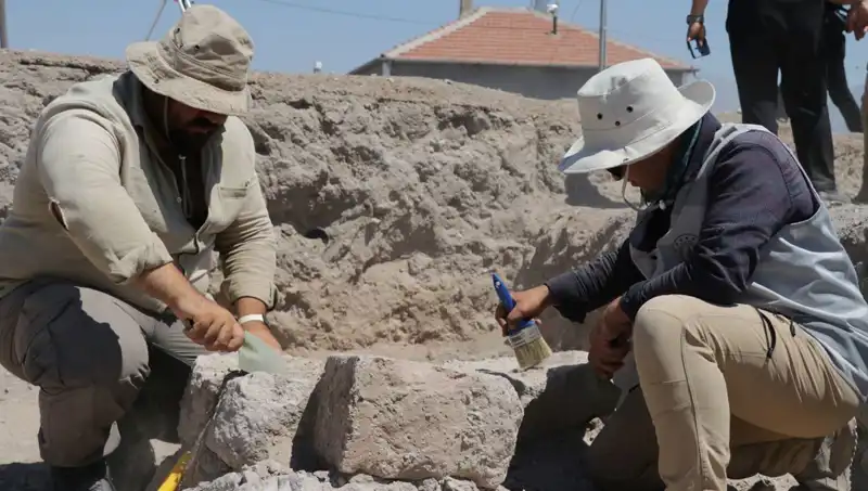 İç Anadolu’da Tarih Yeniden Canlanıyor: Yeni Mozaikler Keşfedildi
