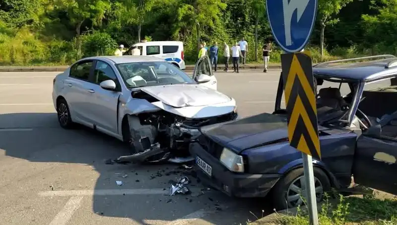 Görele'de Feci Kaza: Araç Camından Fırlayan Sürücü Hayatını Kaybetti