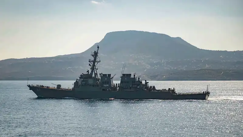 ABD'nin Yunanistan'daki Donanma Üssü: Stratejik Değişimin Ardındaki Gizemler
