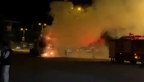 Zonguldak'ta Seyir Halindeki TIR Korkutan Alevler İçinde Kaldı