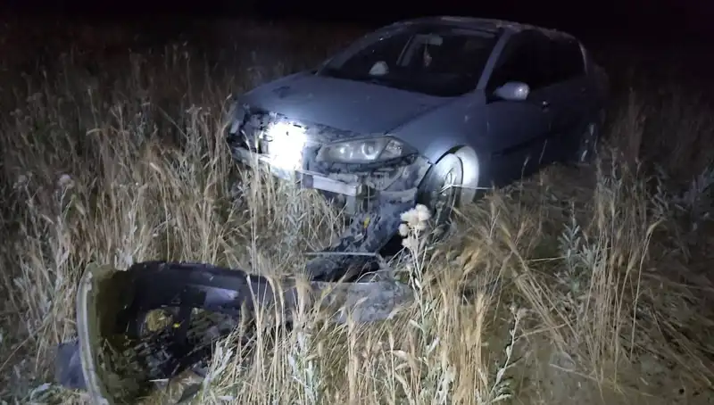 Burdur'daki Otomobil Kazası: Tarlaya Uçan Araçta 2 Yaralı