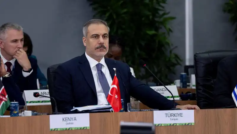 Bakan Fidan BRICS Zirvesi’nde Yapay Zeka İçin Acil Tedbir Çağrısı Yaptı