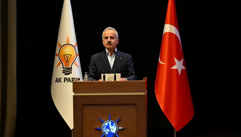 Esenboğa Havalimanı'na Metro Projesi: Bakan Uraloğlu Açıklama Yaptı