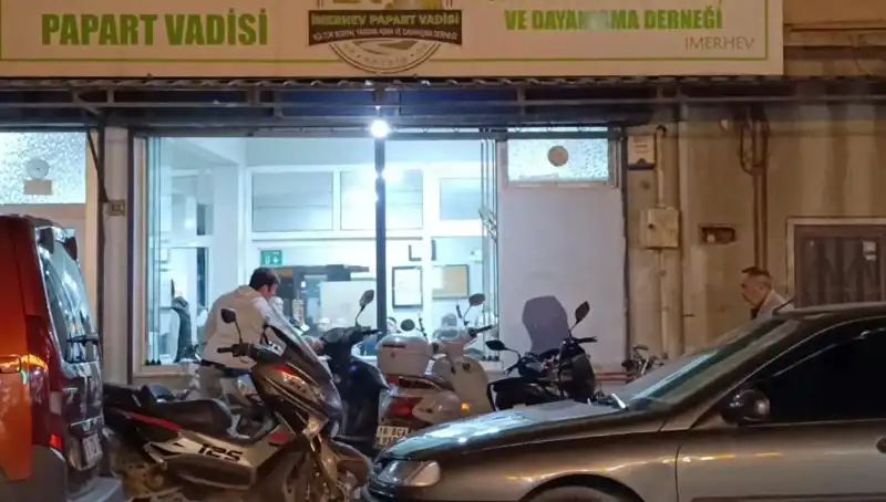 Lokalde Bıçaklı Kavga: Hızla Büyüyen Tehlike ve Sonuçları