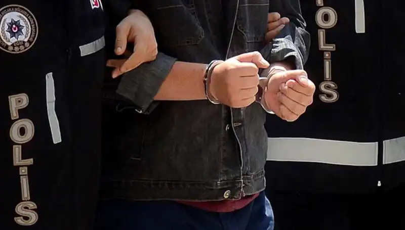 Kayseri'de Yapılan Yasa Dışı Silah Operasyonunda İki Zanlı Yakalandı