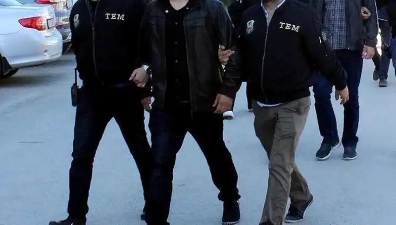İstanbul'da Terör Operasyonu: 14 Gözaltı ile Büyük Vurucu!