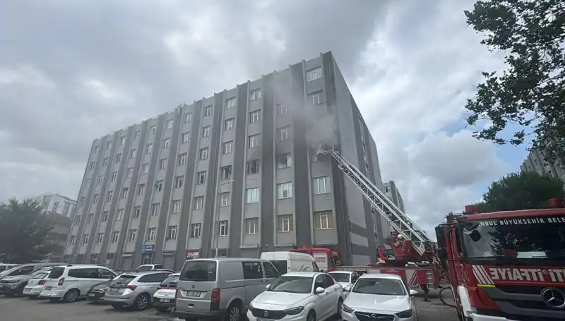 Çorap İmalathanesinde Korkutan Yangın: Son Durum ve Sebepler