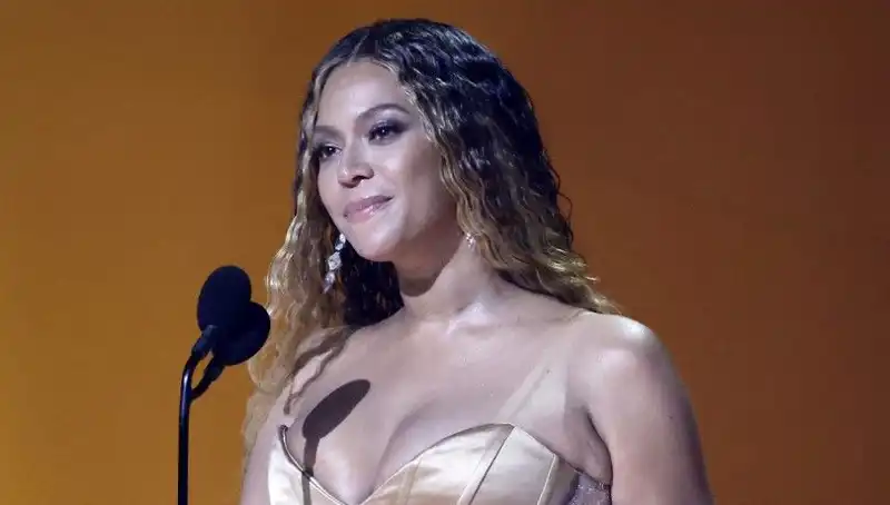 Beyonce'nin Yayımlanmamış Şarkıları Çalındı: Büyük Şok!