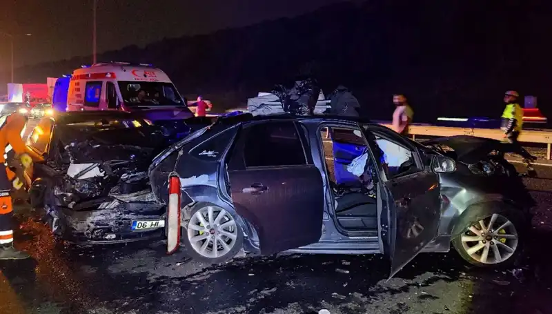 TEM Otoyolu’nda Yaşanan Zincirleme Kaza: 7 Kişi Yaralandı
