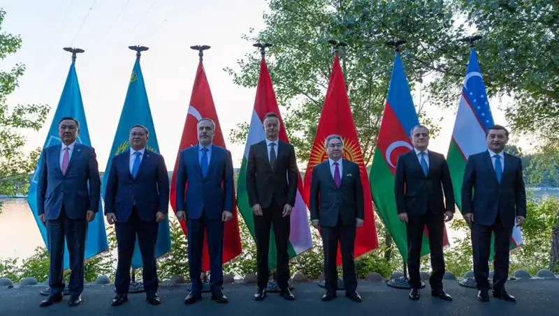 Fidan, Budapeşte'de Buluştu: Diplomasi Gözler Önünde