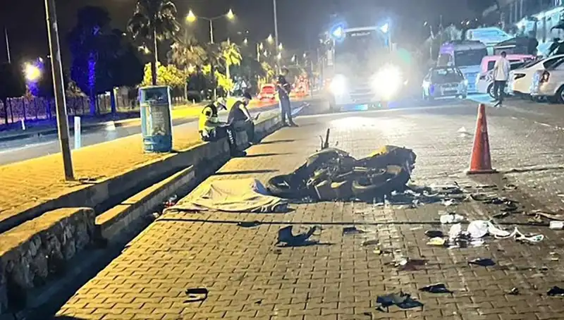 Alanya'da Motosiklet Kazası: Gençlerin Hayatını Değiştiren O Anlar