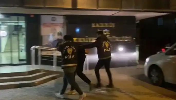 Galatasaray Taraftarını Silahla Yaralayan Şüpheli Adliyeye Sevk Edildi