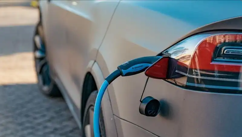 Elektrikli Araç Talebinde Düşüş: Nedenleri ve Geleceği