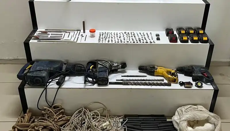 Balıkesir'de Tarihi Eserler ve Patlayıcı Madde Operasyonu