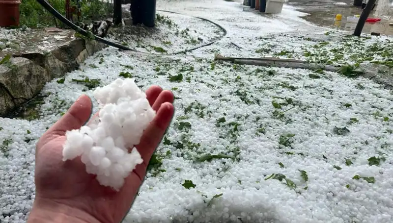 Haziran Ayında Dolu Sürprizi: Beyaz Yeniden Doğdu