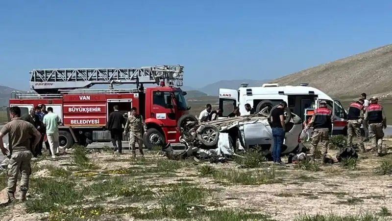 Van'da Feci Kaza: Dört Can Aldı, İki Yaralı