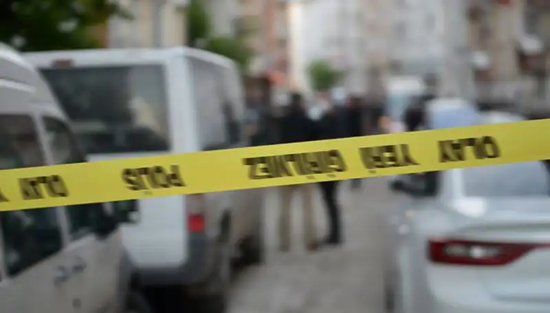 Satır ve Bıçaklı Kavga: Bir Kişi Hayatını Kaybetti, Diğer Yaralı