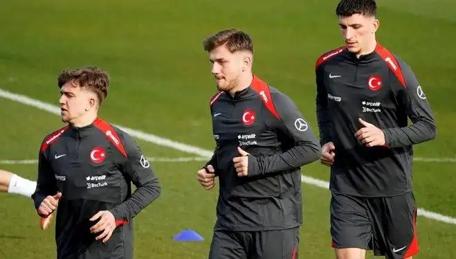 Fenerbahçe'nin Umutları Yıkıldı: Milli Yıldız Galatasaray'a Transfer Oldu