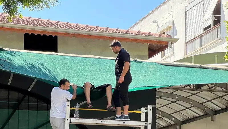 Dengesini Kaybedip Balkondan Düşen Adamın Sağlık Durumu Merak Ediliyor