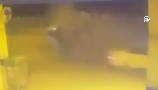 Gaziantep'te Kafa Kafaya Çarpışma: Feci Kaza Kameralara Yansıdı!