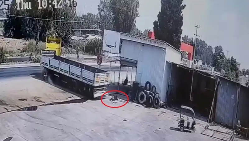 Tamirhanede Korkunç Kaza: 16 Yaşındaki Çocuk İşçi Hayatını Kaybetti