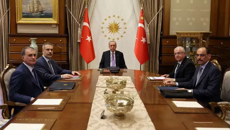 Beştepe Güvenlik Zirvesi: Erdoğan, İsrail-İran Gerilimi Üzerine Önemli Açıklamalar Yaptı